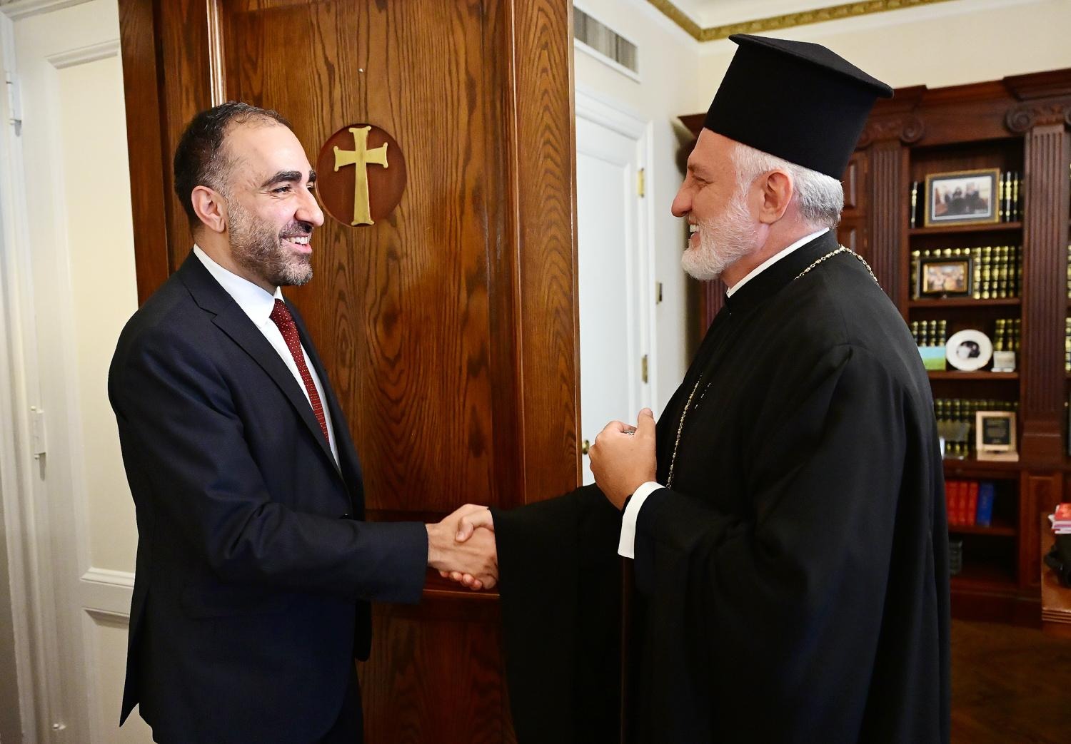 Συνάντηση του Αρχιεπισκόπου Αμερικής με τον νέο Γενικό Πρόξενο της Κύπρου στη Νέα Υόρκη