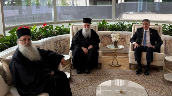 sinantisi-tou-presvi-tis-egiptou Συνάντηση του πρέσβη της Αιγύπτου με τον νέο Αρχιεπίσκοπο Σινά