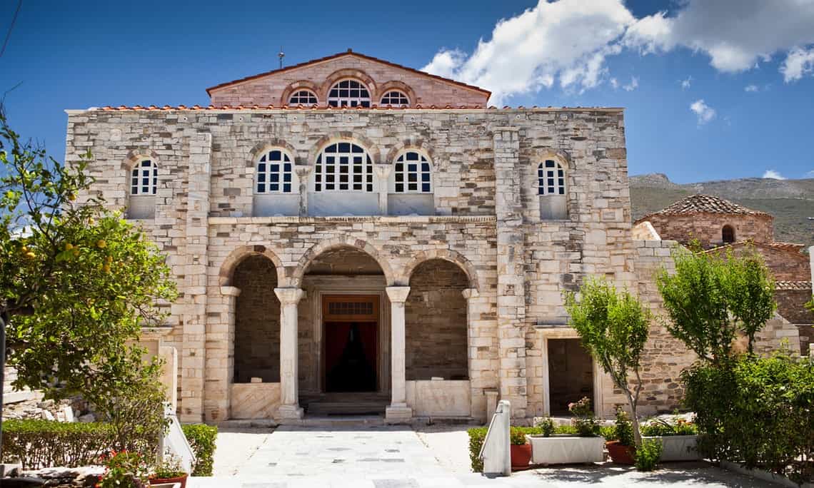 sinaxi-tis-panagias-tis-ekatontapilianis Σύναξη της Παναγίας της Εκατονταπυλιανής στην Πάρο