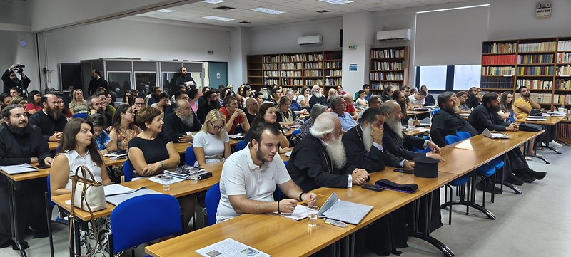 sinechistike-gia-defteri-imera-to Συνεχίστηκε για δεύτερη ημέρα το 9ο Πανελλήνιο Συνέδριο Υπευθύνων Ιερέων και Στελεχών Νεότητος