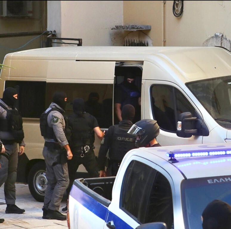skotina-paraskinia-stin-kriti-politiki Σκοτεινά παρασκήνια στην Κρήτη: Πολιτικοί, Πατριαρχείο και Μαφία στην Εκλογή του νέου Μητροπολίτη Κυδωνίας και Αποκορώνου