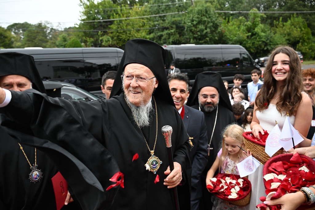Στην Ελληνορθόδοξη Εκκλησία της Αγίας Αικατερίνης στη Βιρτζίνια ο Οικουμενικός Πατριάρχης