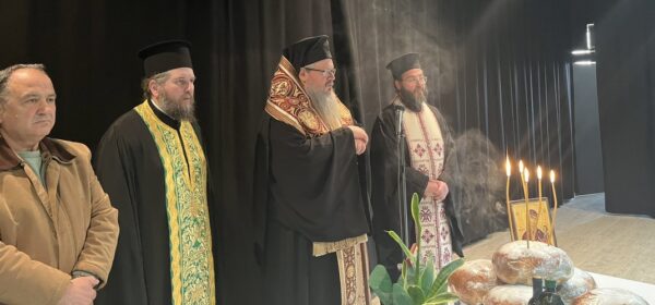 sto-gimnasio-giannoulis-o-pimenarchis Στο Γυμνάσιο Γιάννουλης ο Ποιμενάρχης μας