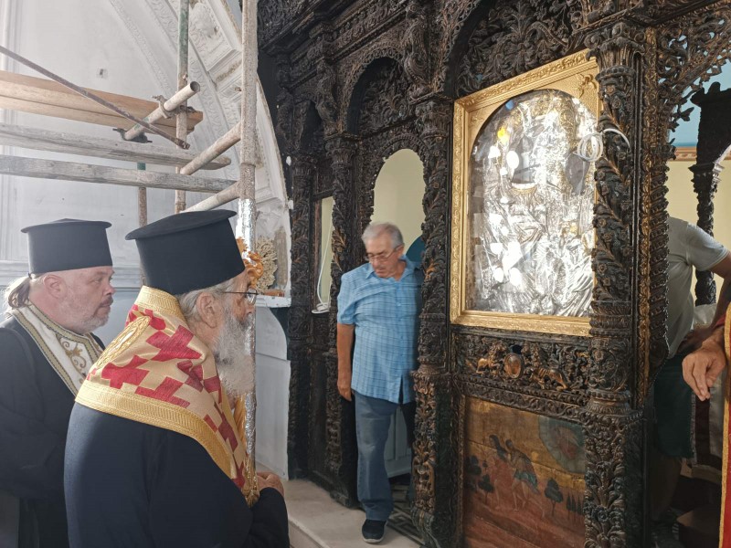 Στον εορτάζοντα Μητροπολιτικό Ναό της Παναγίας μετέβη ο Μητροπολίτης Λέρου