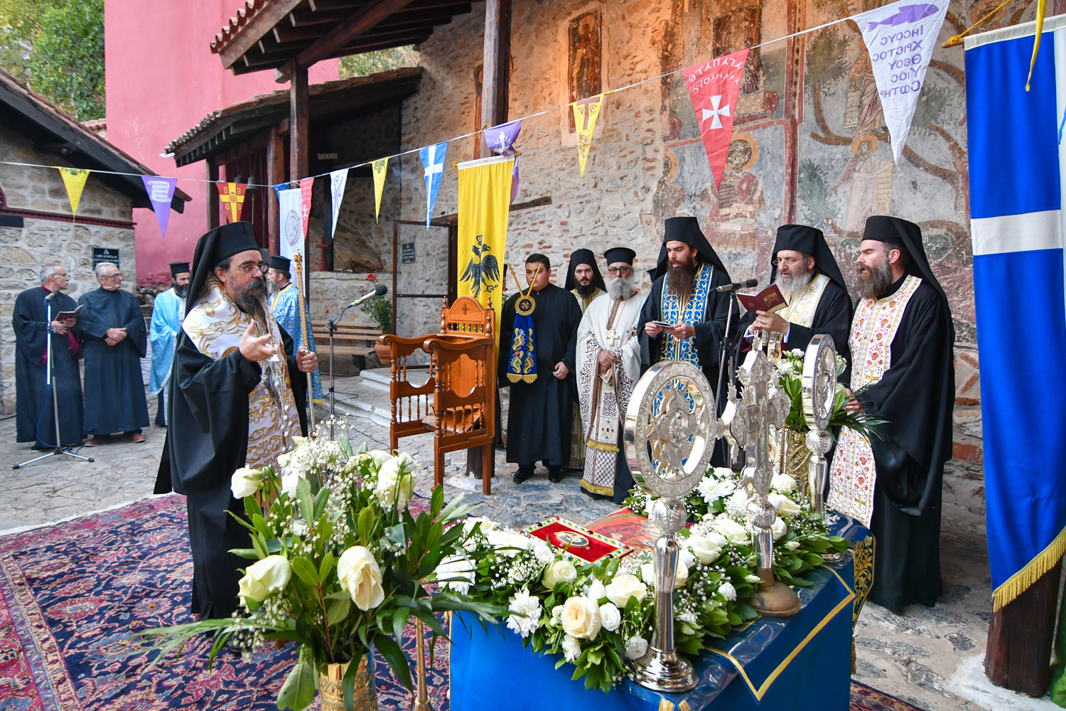 Τα εγκώμια της Θεοτόκου στην Ι. Μ. Παναγίας Μαυριωτίσσης