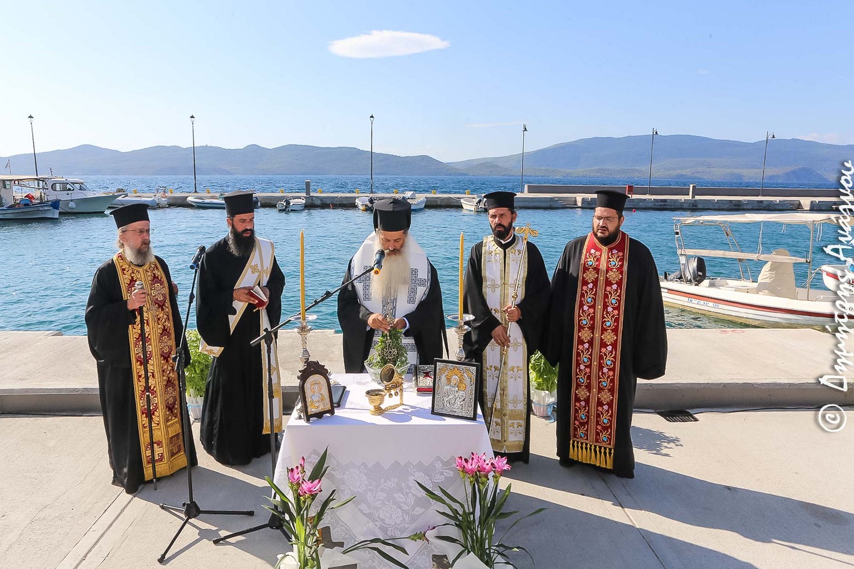ta-nea-Αlieftika-katafigia-tis Τα νέα Αλιευτικά Καταφύγια της Ανατολικής Φθιώτιδος εγκαινίασε ο Μητροπολίτης Συμεών