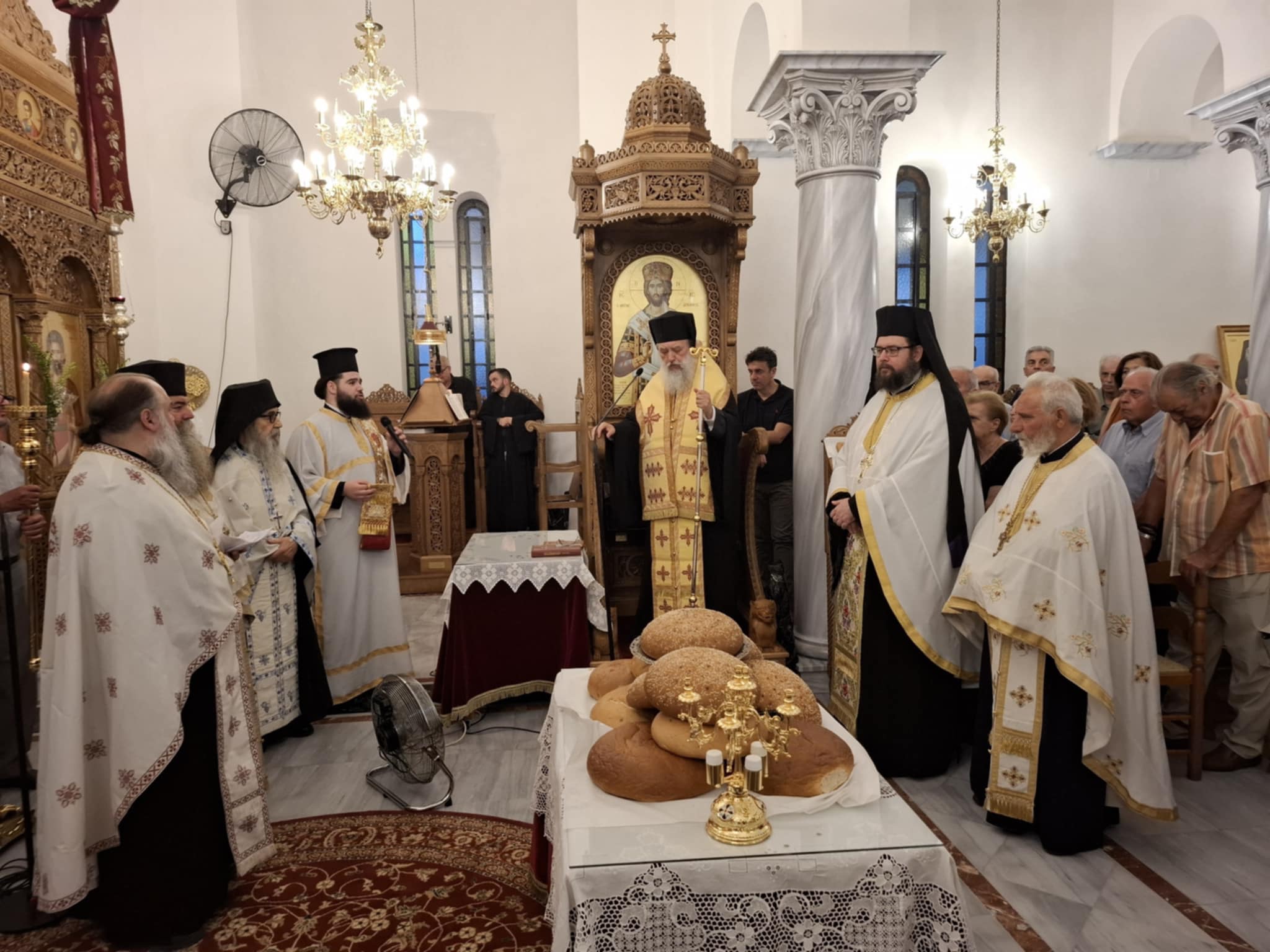 Τα Νέα Παλάτια – Ωρωπού τίμησαν τον Άγιο Τιμόθεο Επίσκοπο Προικονήσου