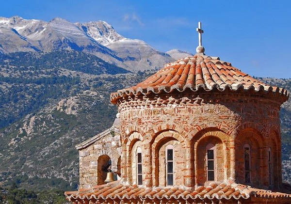 telika-stin-ekklisia-tis-ellados-o Τελικά στην Εκκλησία της Ελλάδος ο καθένας κάνει ότι θέλει;