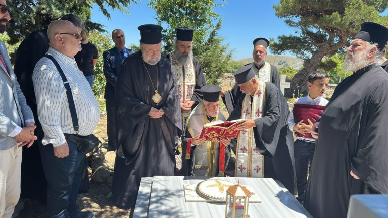 tessarakonthimero-mnimosino-makaristou-moschonision Τεσσαρακονθήμερο μνημόσυνο Μακαριστού Μοσχονησίων Κυρού Κυρίλλου