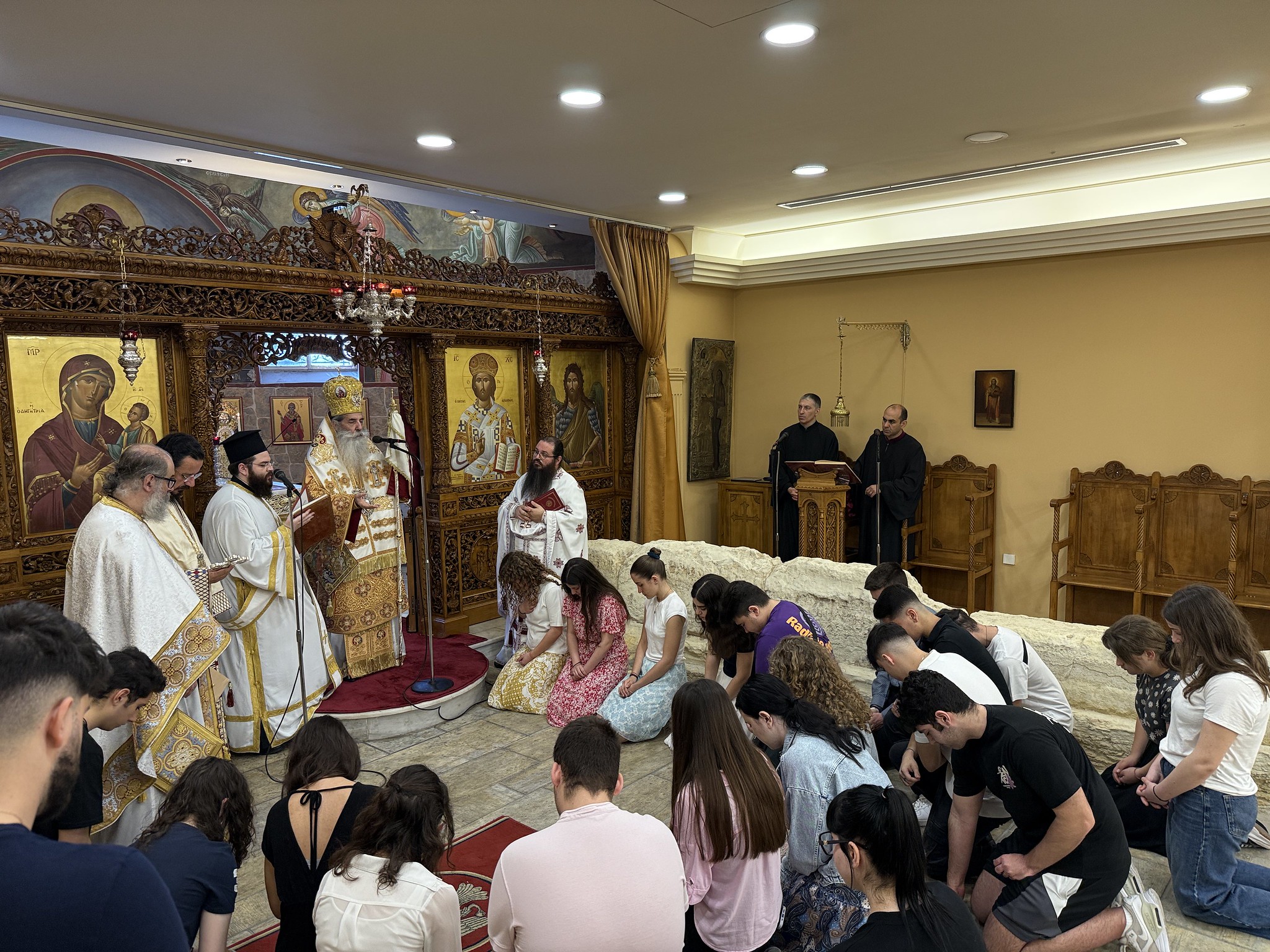 thia-litourgia-gia-tous-ipopsifious Θεία Λειτουργία για τους υποψηφίους των Πανελλαδικών Εξετάσεων τέλεσε ο Μητροπολίτης Πειραιώς