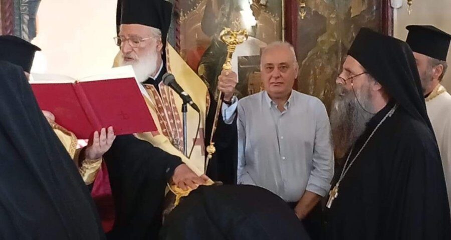 thia-litourgia-ke-enthronisi-igoumenou Θεία Λειτουργία και ενθρόνιση Ηγουμένου στην Ιερά Μονή Βιάννου
