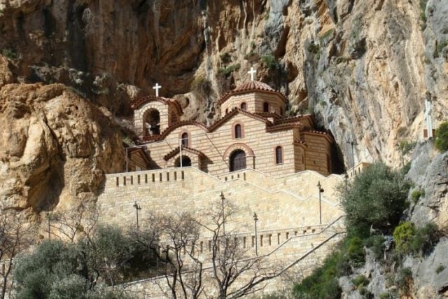 Το Θαύμα στο μοναστήρι της Παναγίας Ελεούσης στην Κλεισούρα Αιτ/νιας