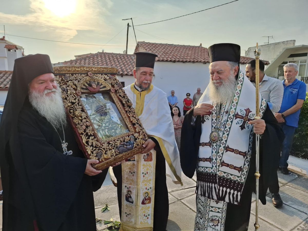 to-vasiliko-chalkidos-ipodechthike-tin Το Βασιλικό Χαλκίδος υποδέχθηκε την Παναγία Χοζοβιώτισσα
