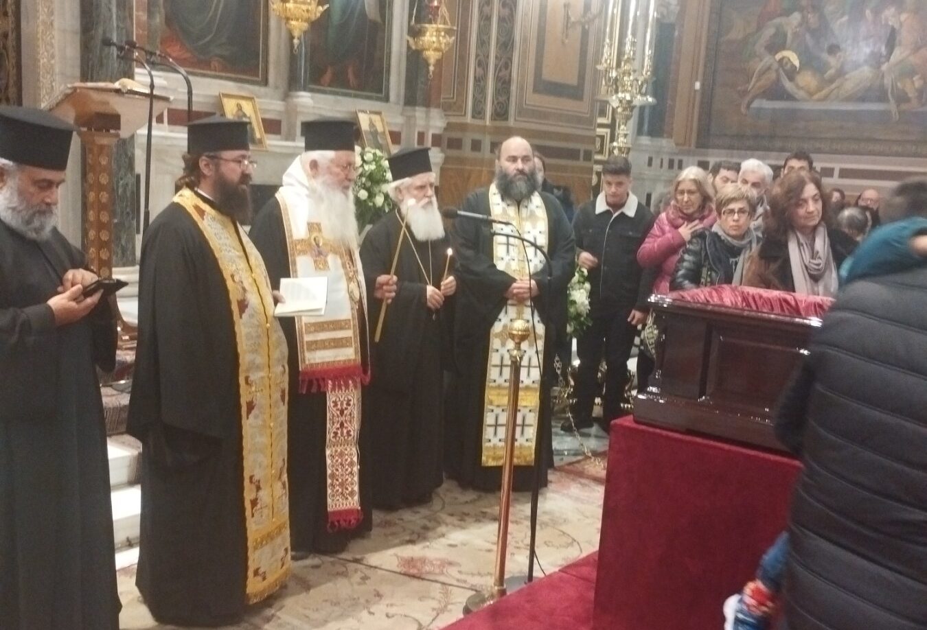 trisagio-ston-Αrchiepiskopo-Αlvanias-Αnastasio Τρισάγιο στον Αρχιεπίσκοπο Αλβανίας Αναστάσιο από τον Μητροπολίτη Θηβών