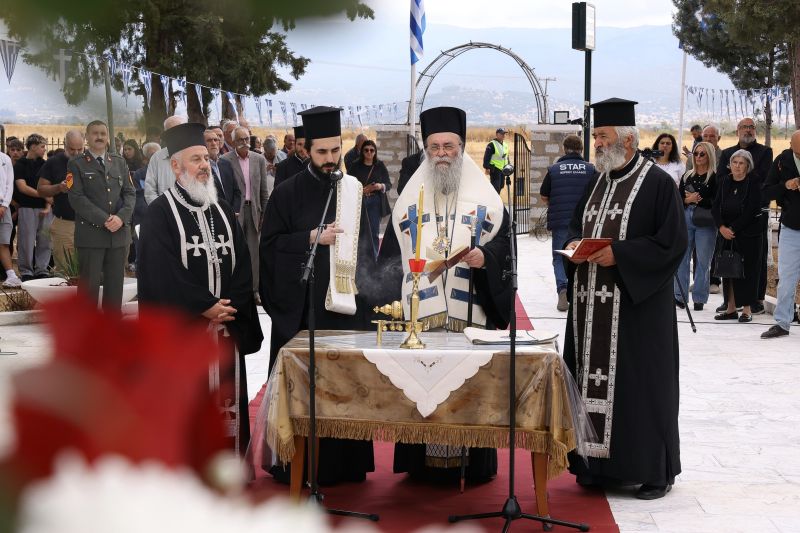 trisarchieratiki-thia-litourgia-ke-mnimosino Τρισαρχιερατική Θεία Λειτουργία και μνημόσυνο των θυμάτων της 29ης Σεπτεμβρίου 1941 στη Δράμα