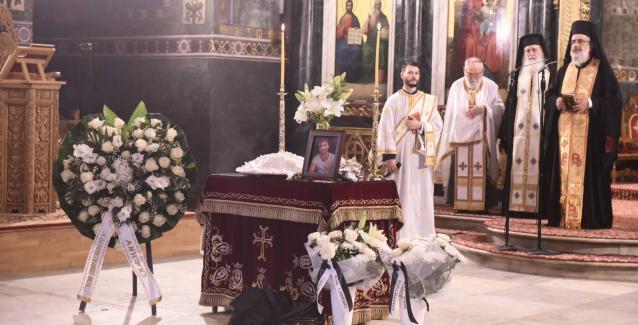 vathia-odini-stin-epimnimosini-deisi Βαθιά οδύνη στην επιμνημόσυνη δέηση για τον Ιωνά Καρούση στη Θεσσαλονίκη