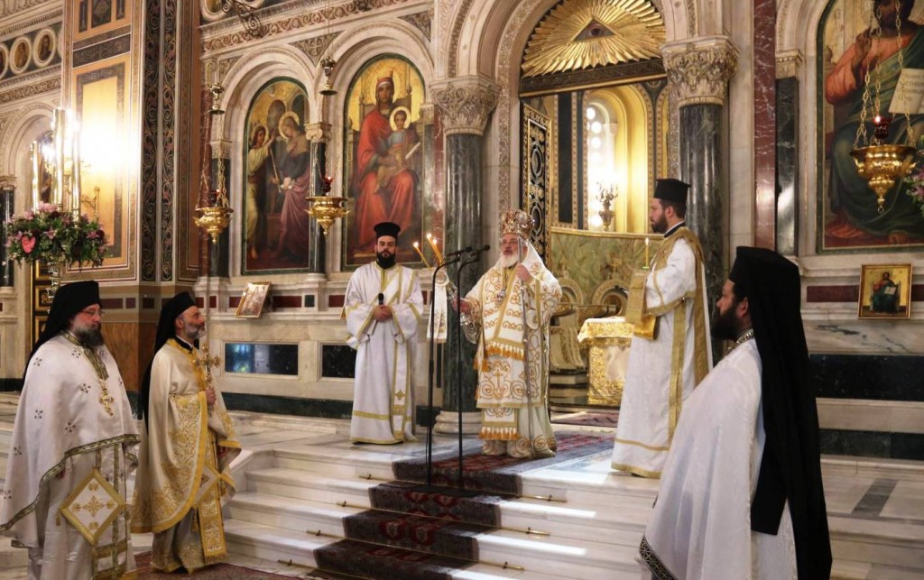 Μεσούσης της εορτής…