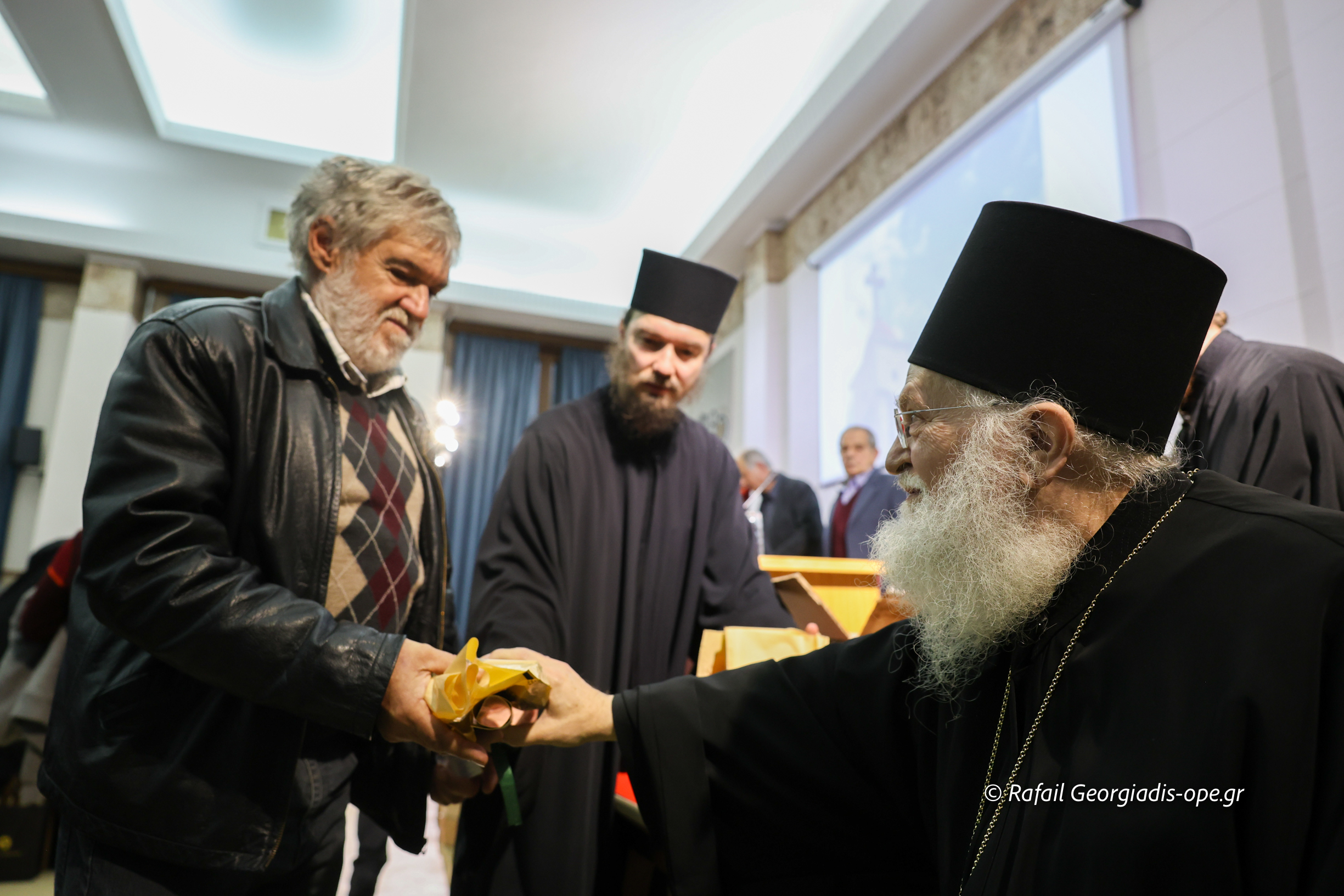 vravefsis-mathiton-politeknon-ikogenion-stin Βραβεύσεις μαθητών πολύτεκνων οικογενειών στην Θεσσαλονίκη