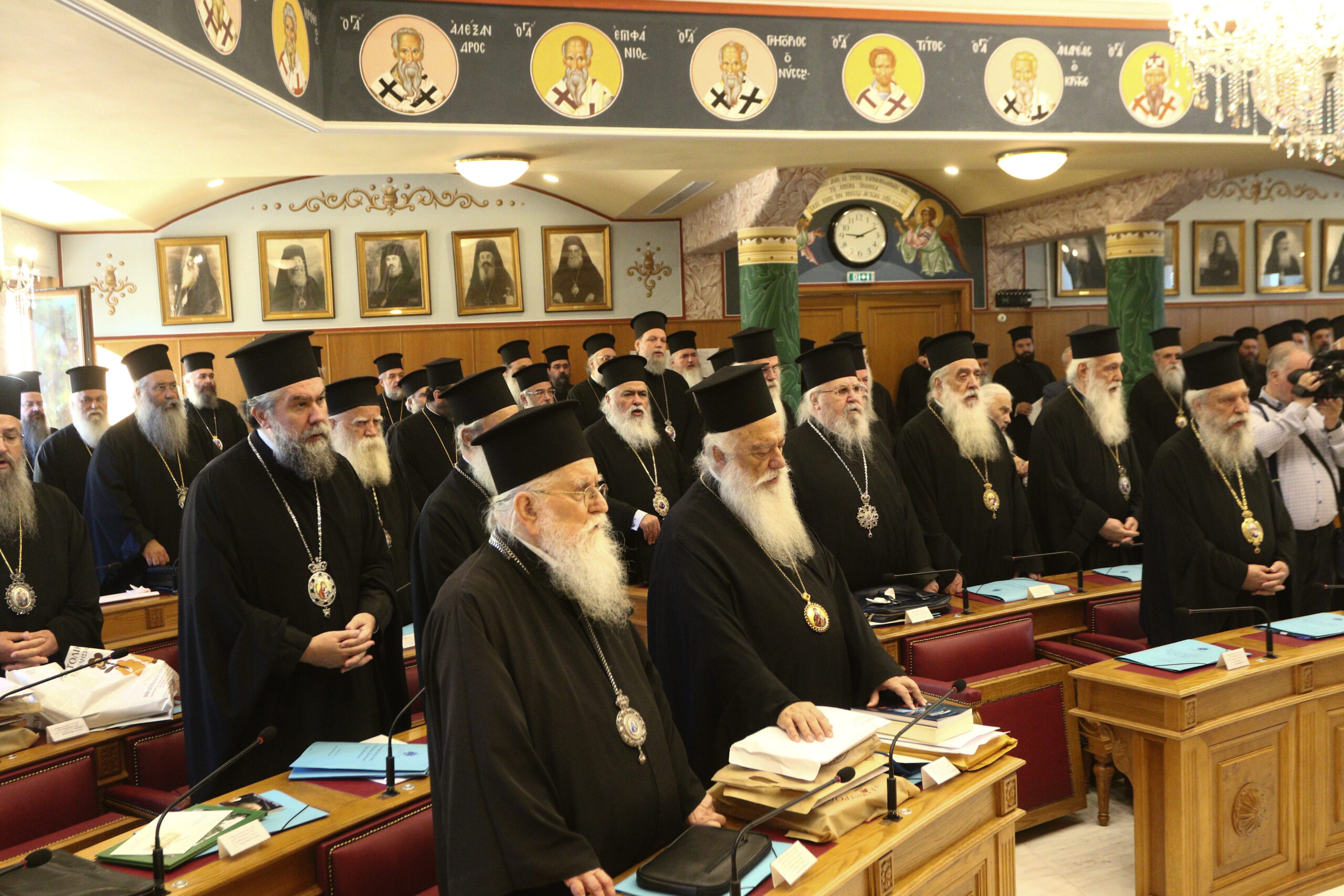 xekinisan-i-ergasies-tis-ierarchias Ξεκίνησαν οι εργασίες της Ιεραρχίας της Εκκλησίας της Ελλάδος