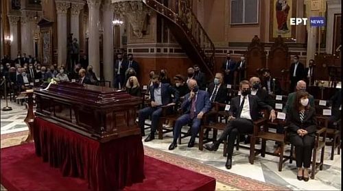 Ὑπεκφυγαί ἀναξίου Πρωθυπουργοῦ