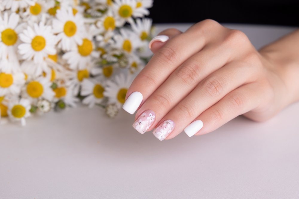Coconut-milk-nails-i-tasi