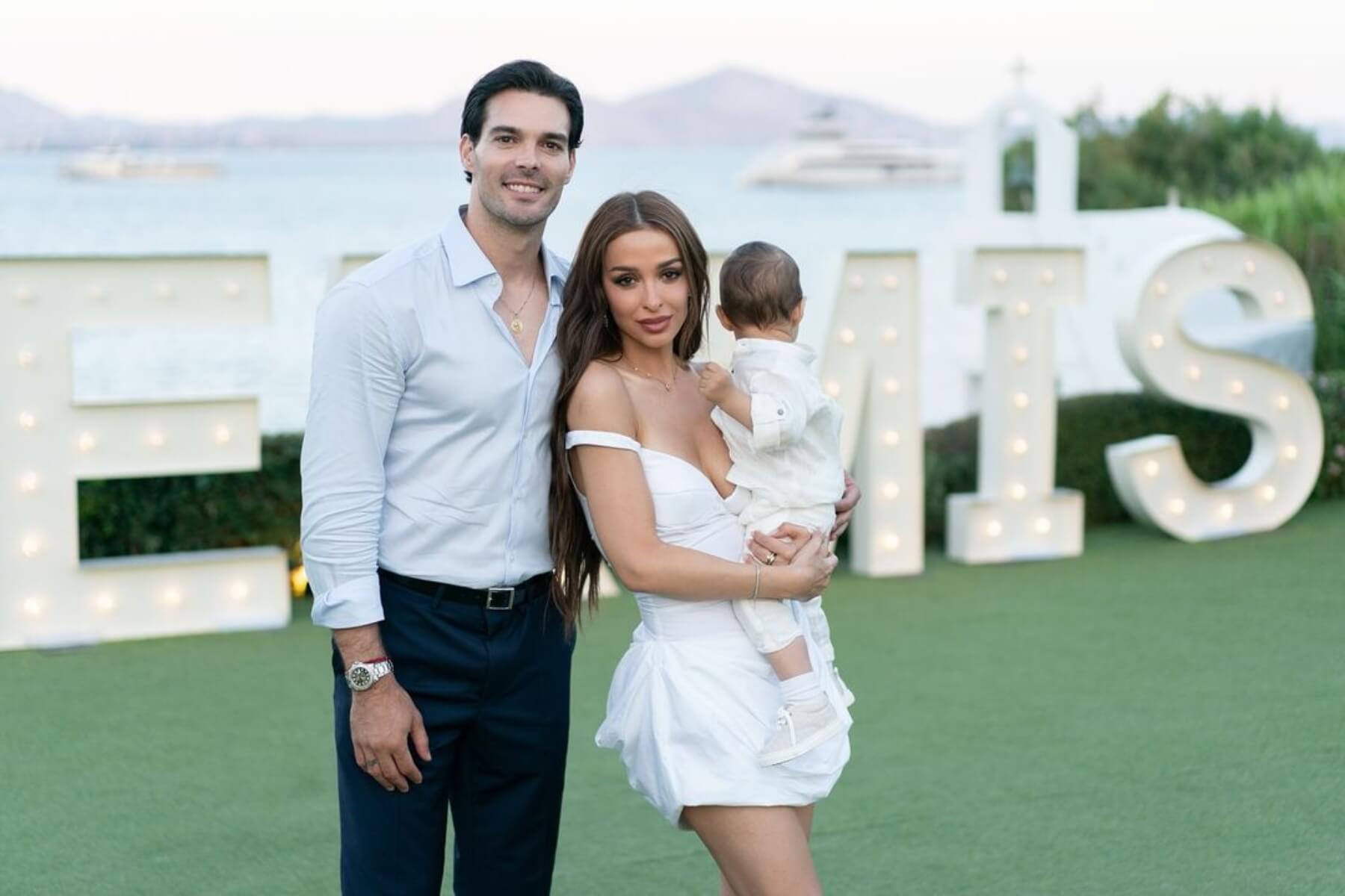 eleni-foureira-pechnidia-stin-paralia