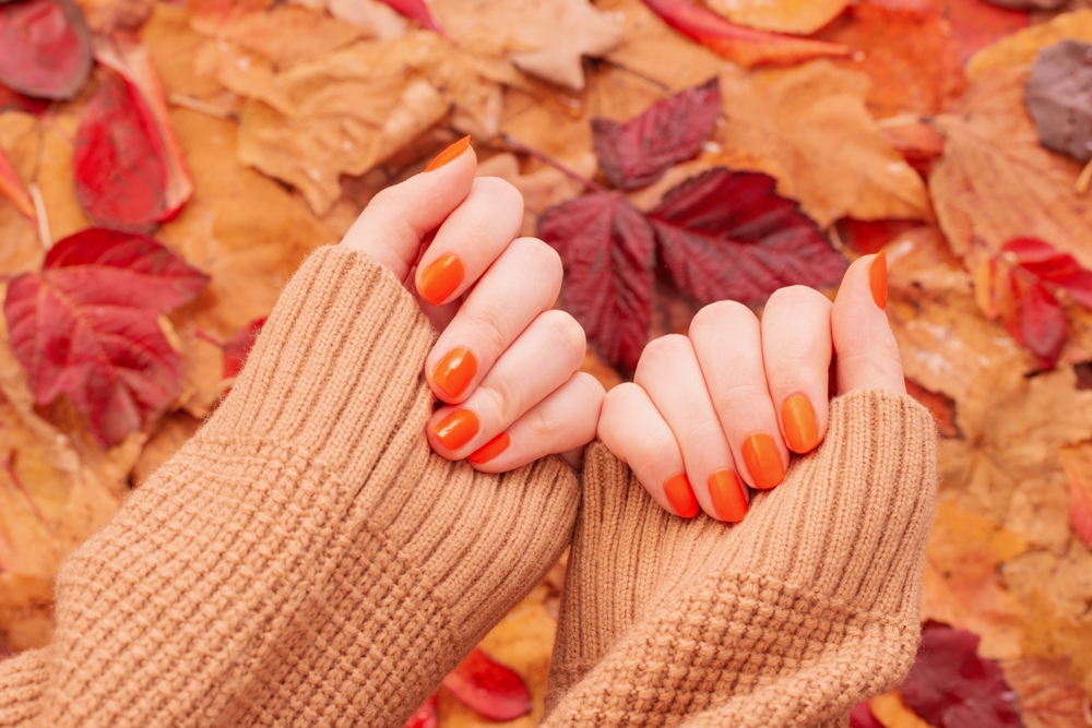 Fall-nails-i-apochrosis-pou
