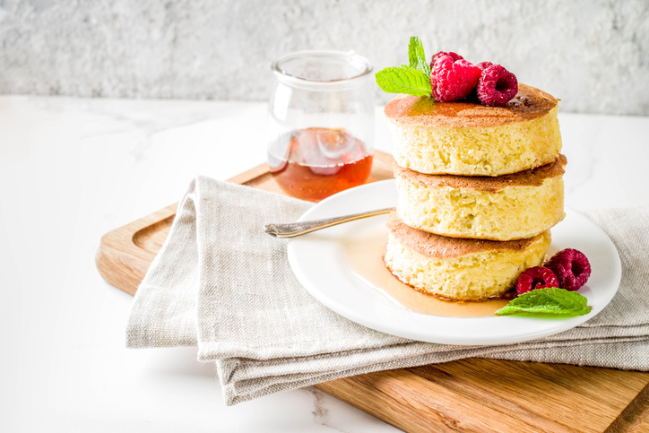 iaponika-souffle-pancakes-–-Αfrata