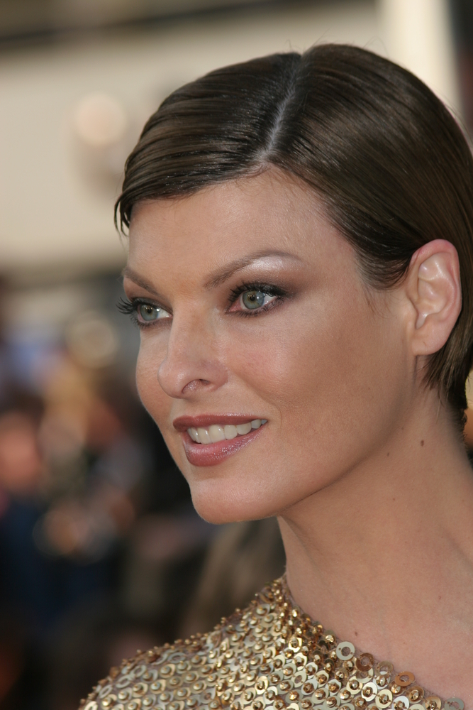Linda-Evangelista-pio-vima-tou