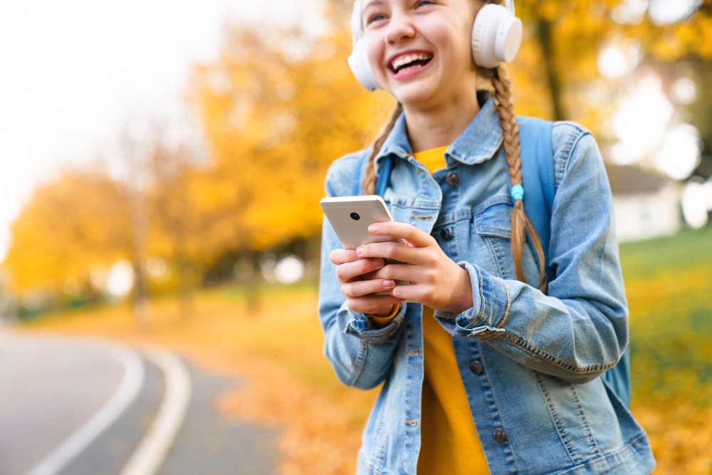 pedia-pio-kinonika-osa-echoun Παιδιά: Πιο κοινωνικά όσα έχουν smartphones;