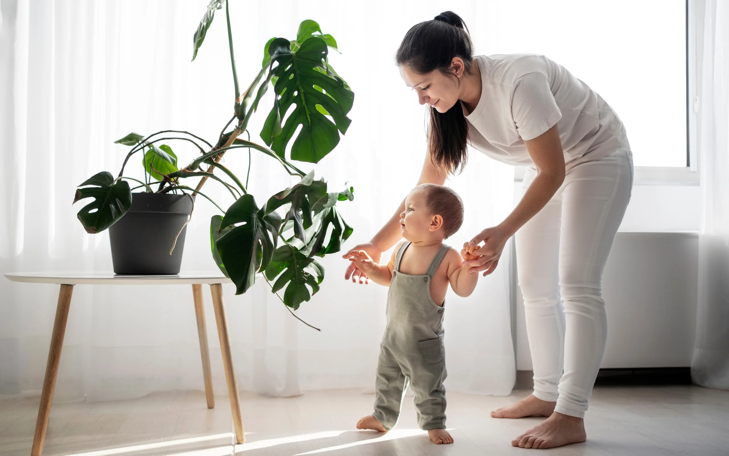 prota-vimata-morou-pote-ine Πρώτα βήματα μωρού: Πότε είναι φυσιολογικό και πότε πρέπει να ανησυχώ;