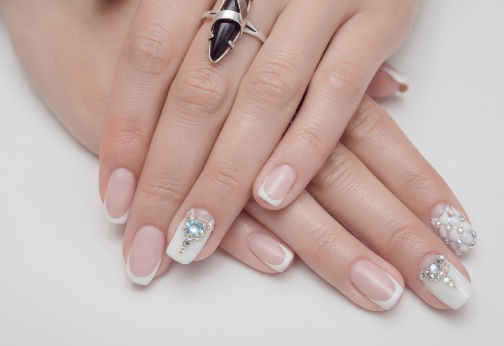 ta-jewelry-nails-ine-ta