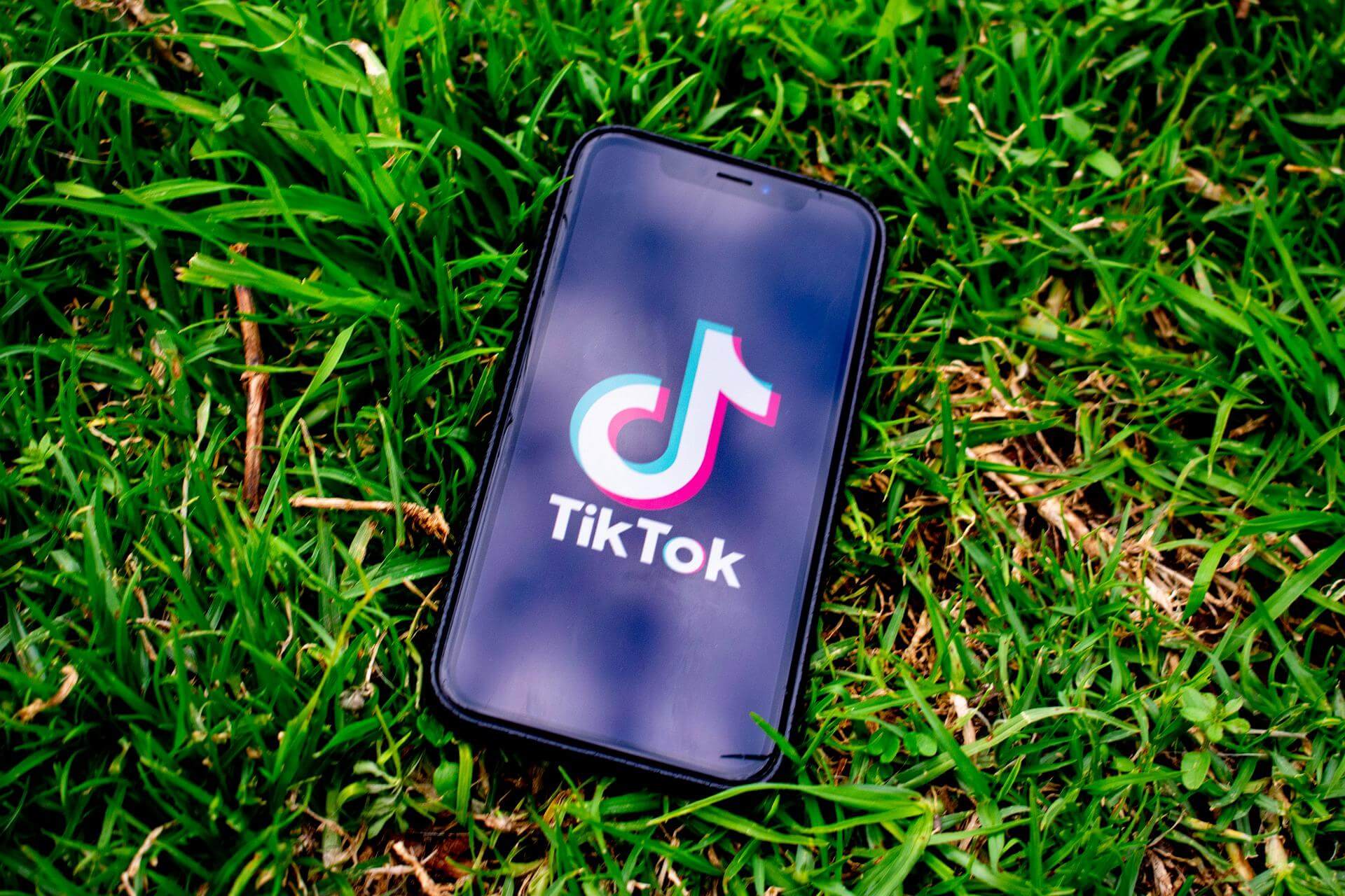 TikTok: Νέα εργαλεία για γονείς και ισορροπημένη χρήση για τους εφήβους