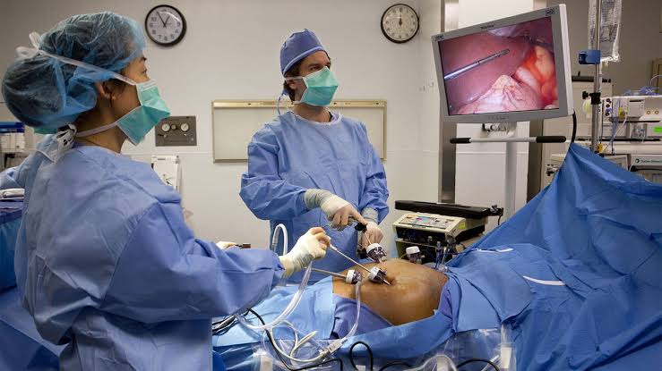 SURGICAL OPTIONS TO TREAT OBESITY EFFECTIVELY