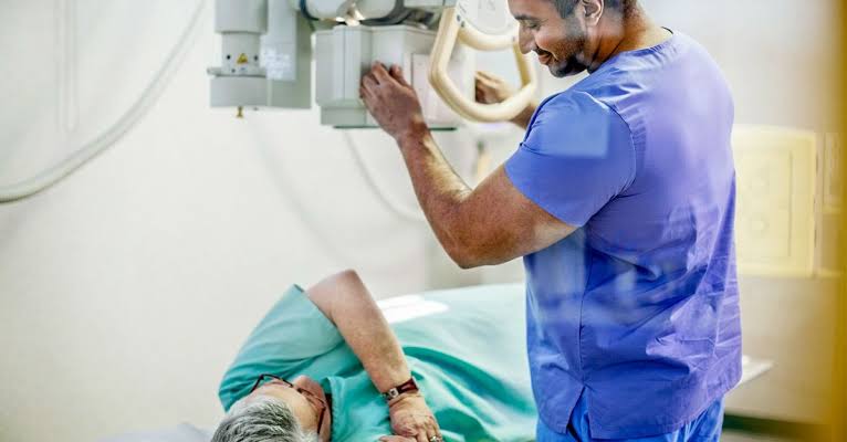 COMPARING ORAL AND INTRAVENOUS CHOLECYSTOGRAPHY: WHICH IS RIGHT FOR YOU