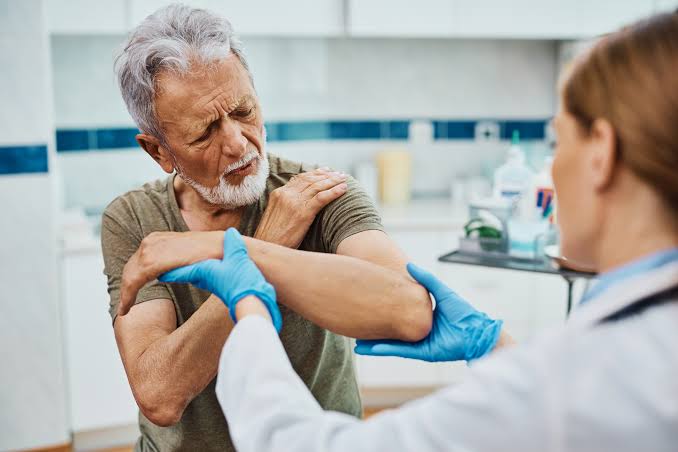 MAIN FACTORS BEHIND RHEUMATOID ARTHRITIS DEVELOPMENT