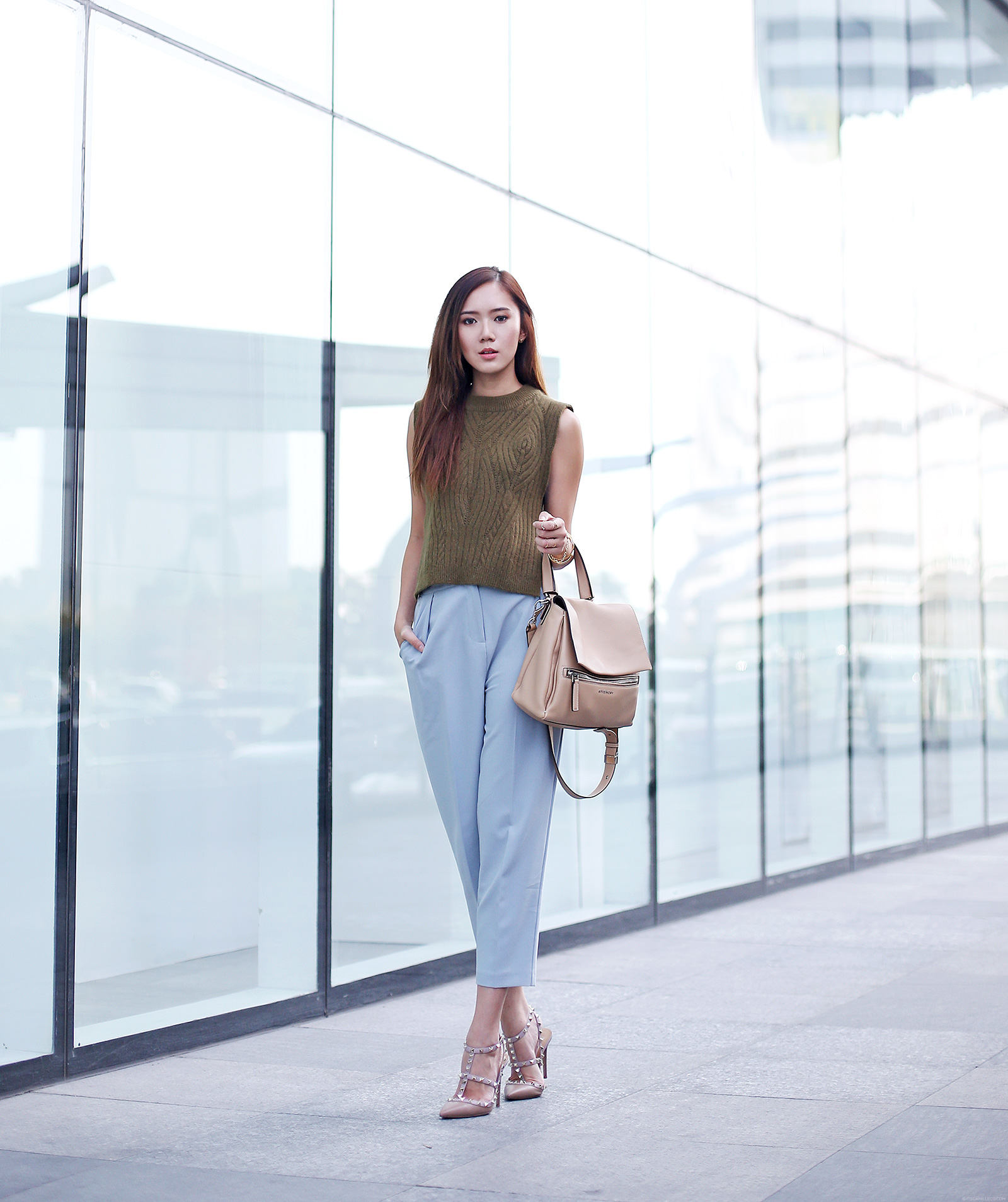 Fablo top, Topshop pants, Valentino, Givenchy | www.itscamilleco.com