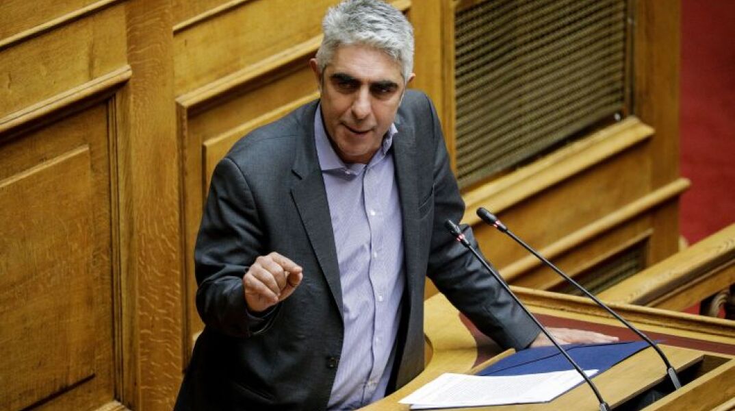 &Gamma;. &Tau;&sigma;ί&pi;&rho;&alpha;&sigmaf;: &Alpha;&pi;ό &tau;&eta;&nu; &tau;&eta;&lambda;&epsilon;ό&rho;&alpha;&sigma;&eta; έ&mu;&alpha;&theta;&alpha; &gamma;&iota;&alpha; &tau;&eta;&nu; &kappa;&omicron;&mu;&mu;&alpha;&tau;&iota;&kappa;ή &pi;&epsilon;&iota;&theta;&alpha;&rho;&chi;ί&alpha; (VIDEO)