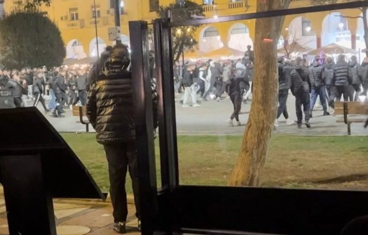 &Theta;&epsilon;&sigma;&sigma;&alpha;&lambda;&omicron;&nu;ί&kappa;&eta;: &Nu;έ&alpha; &omicron;&mu;&omicron;&phi;&omicron;&beta;&iota;&kappa;ή &epsilon;&pi;ί&theta;&epsilon;&sigma;&eta; &ndash; &Sigma;&upsilon;&nu;&epsilon;&lambda;ή&phi;&theta;&eta; &omicron; &delta;&rho;ά&sigma;&tau;&eta;&sigmaf;