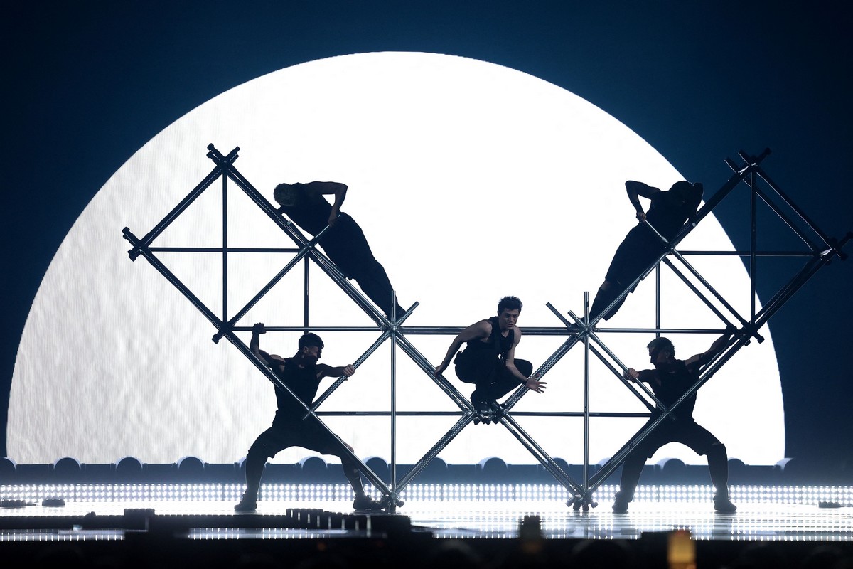 Eurovision 2025: Δεν πέρασε στον τελικό η Κύπρος – Αφιερωμα στην Celine Dion στον Α’ημιτελικό