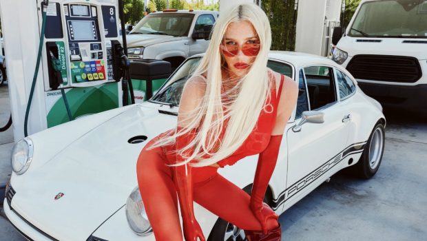 Η Kesha ενθαρρύνει την ΛΟΑΤΚΙ+ κοινότητα να είναι ριζοσπαστική – «Απέναντι στο μίσος και το χάος»