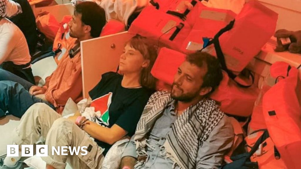 Πρoστατευμένο: Το Ισραήλ παρακολουθεί τη Γάζα και κρατά ακτιβιστές, συμπεριλαμβανομένου του Greta Thunberg