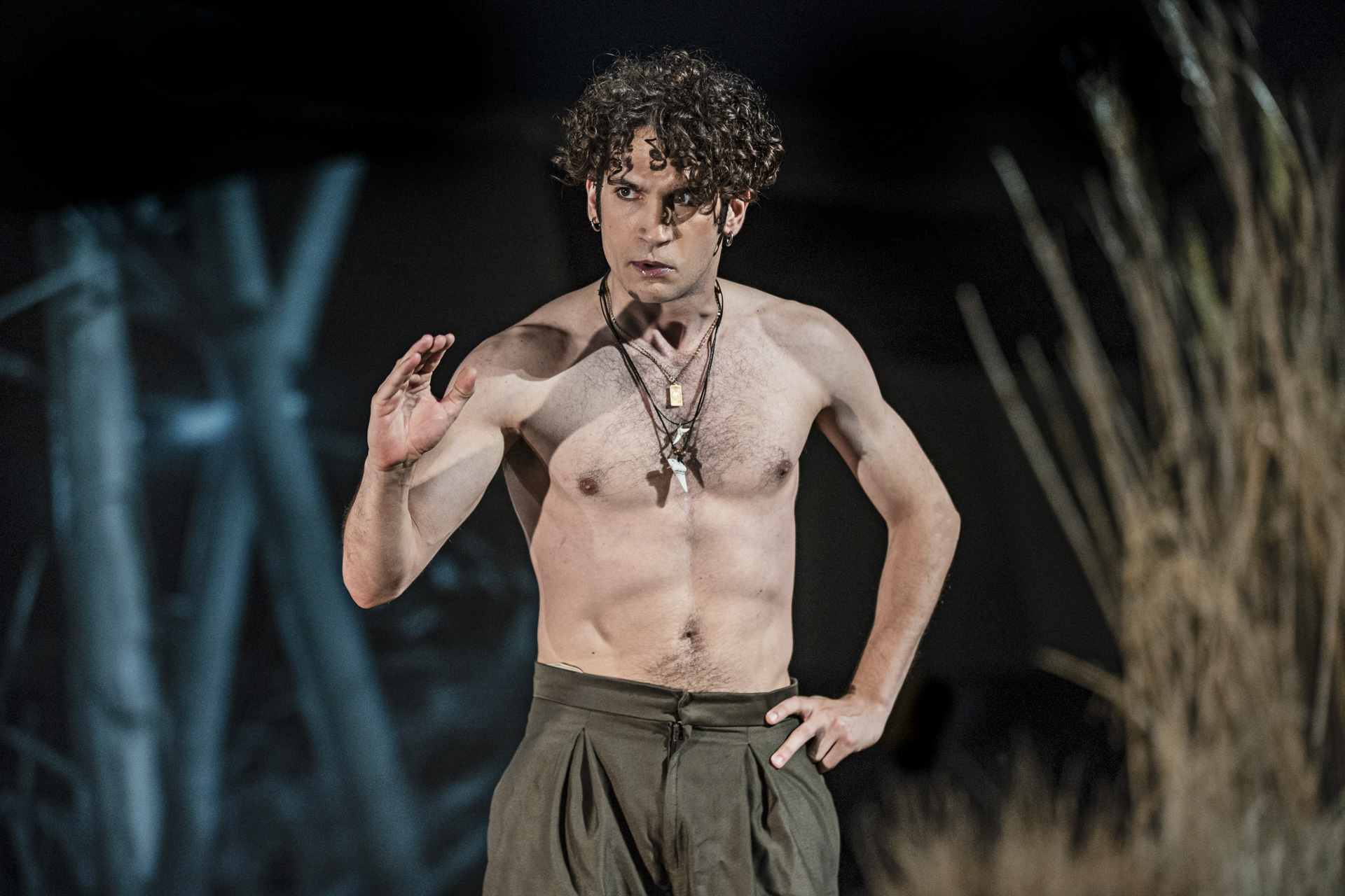 O &laquo;&Iota;&pi;&pi;ό&lambda;&upsilon;&tau;&omicron;&sigmaf;&raquo; &tau;&omicron;&upsilon; &Epsilon;&upsilon;&rho;&iota;&pi;ί&delta;&eta; έ&rho;&chi;&epsilon;&tau;&alpha;&iota; &gamma;&iota;&alpha; &delta;ύ&omicron; &pi;&alpha;&rho;&alpha;&sigma;&tau;ά&sigma;&epsilon;&iota;&sigmaf; &sigma;&tau;&omicron; &Eta;&rho;ώ&delta;&epsilon;&iota;&omicron;