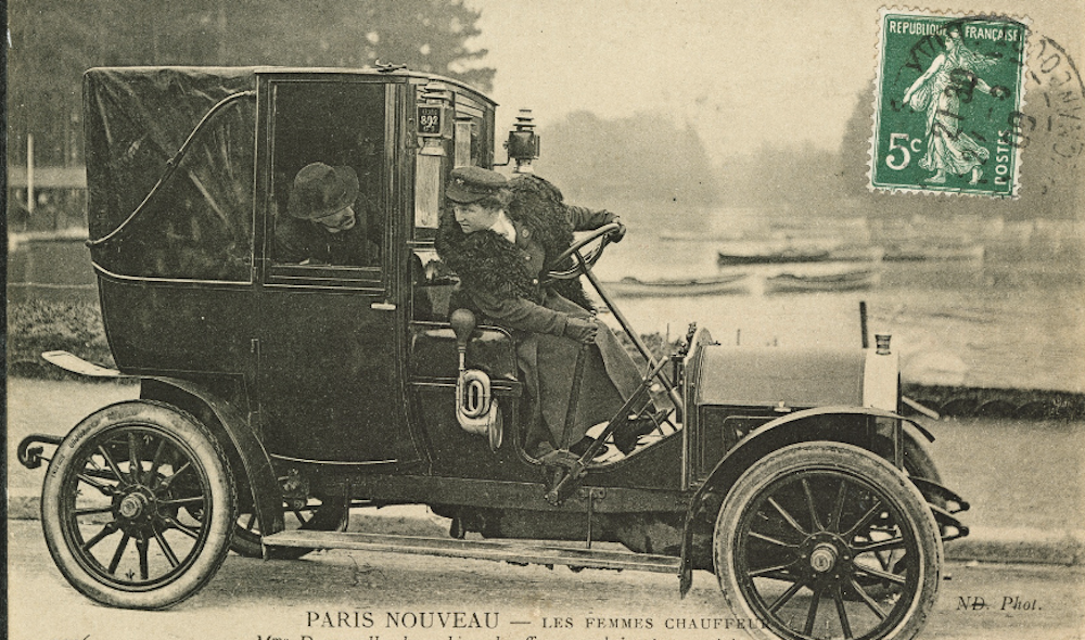 Παγκόσμια Ημέρα της Γυναίκας: Το 1908 βγήκε στους δρόμους του Παρισιού η πρώτη αδειοδοτημένη οδηγός ταξί – Daily Taxi News