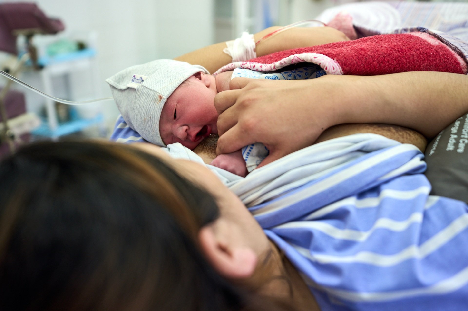 TOP IMMEDIATE CARE PRACTICES FOR NEW MOTHERS AND THEIR BABIES