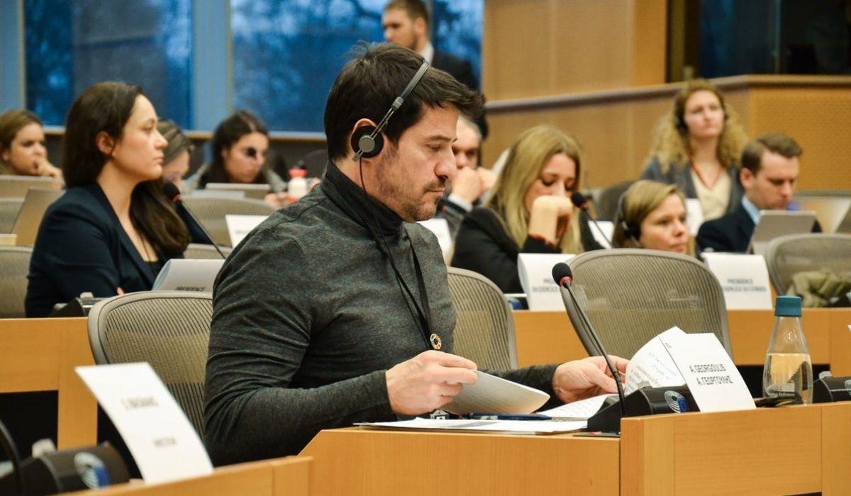 Αλέξης Γεωργούλης: Η υπερασπιστική του γραμμή – Στο προσκήνιο νέες καταγγελίες (Video)