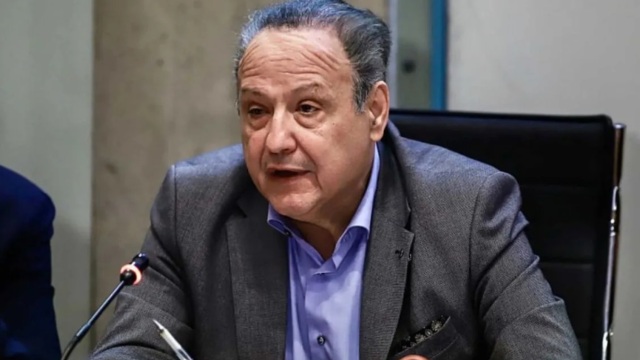 choris-antipalo-o-stelios-Αngeloudis