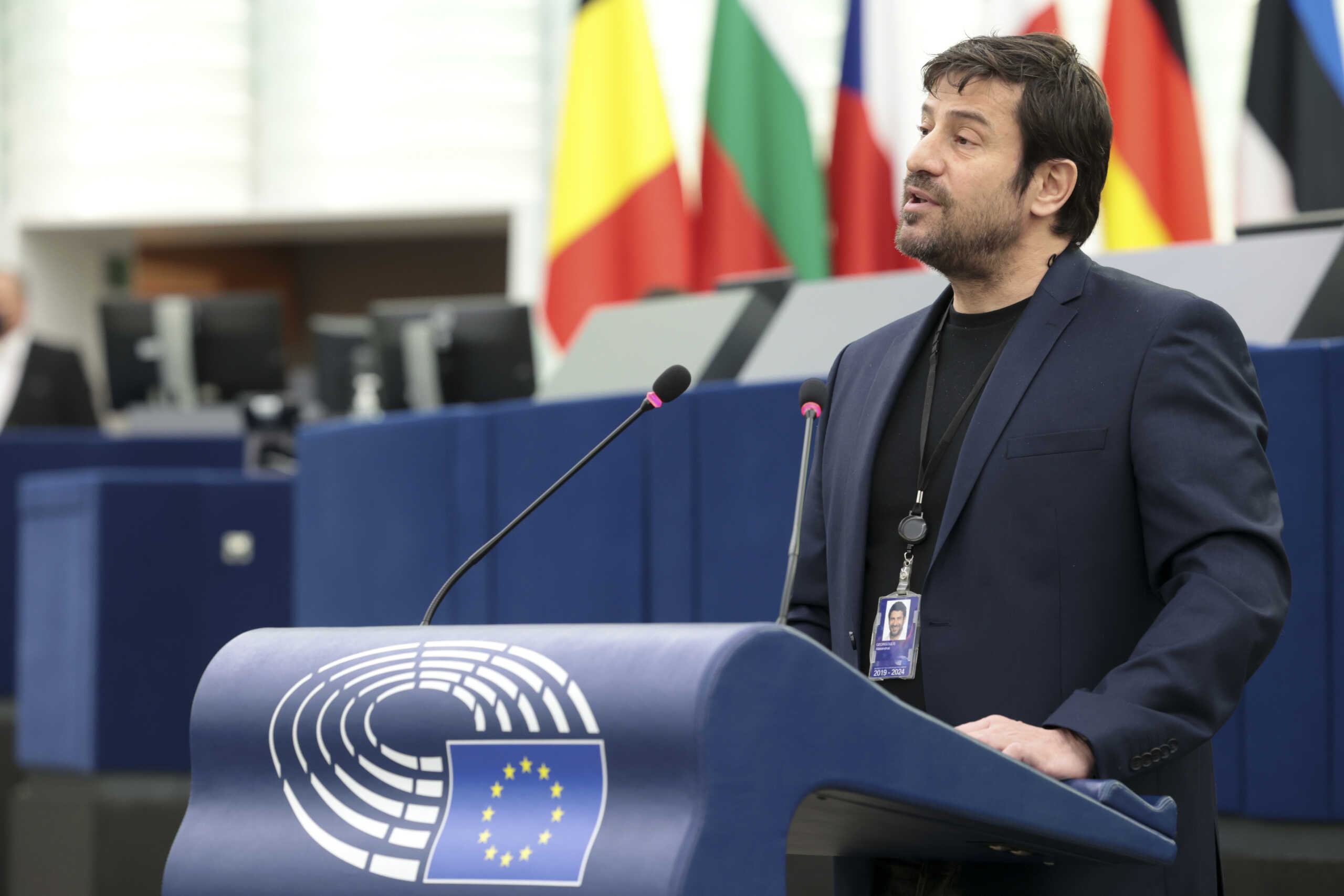 «Μετωπική» Μητσοτάκη σε Τσίπρα με «φόντο» την υπόθεση Γεωργούλη – Δεν θα διστάσουν να συγκ