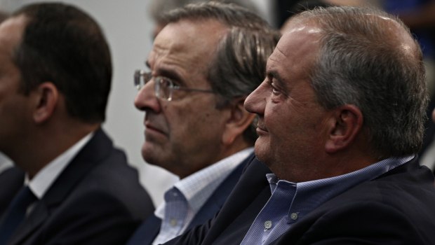 karamanlis-–-samaras-etimazoun-nea