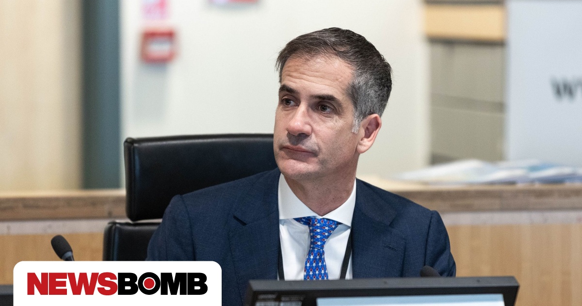 «Καρφί» Μπακογιάννη σε Δούκα για τα ηλεκτρικά πατίνια στην Αθήνα: «Μεγάλα λόγια, αποτέλεσμα μηδέν»